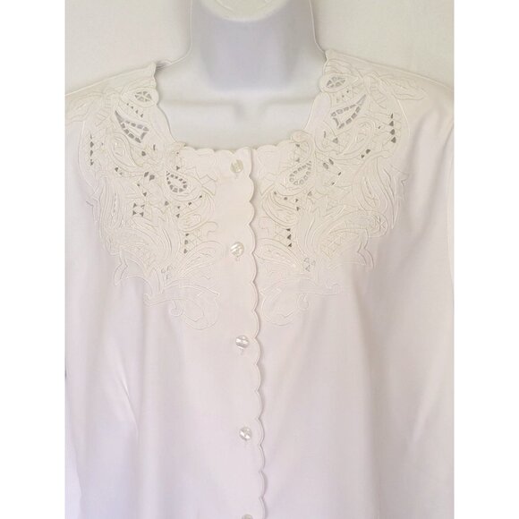 Anthony Richards Womens Blouse 16P Vintage White Lace Cutout Button Front Short - Picture 7 of 7
